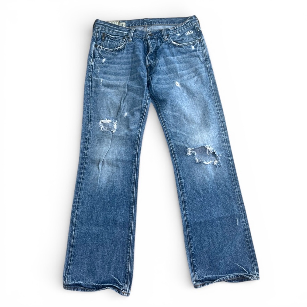 Abercrombie & Fitch Distressed Straight Leg Relaxed Fit Jeans - Picture 3 of 9